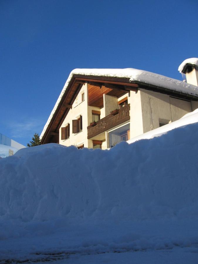 Hotel B&B Susom Surlej ซิลวาปลานา ภายนอก รูปภาพ