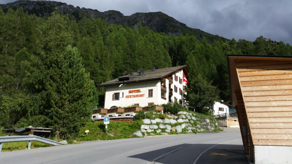 Hotel B&B Susom Surlej ซิลวาปลานา ภายนอก รูปภาพ