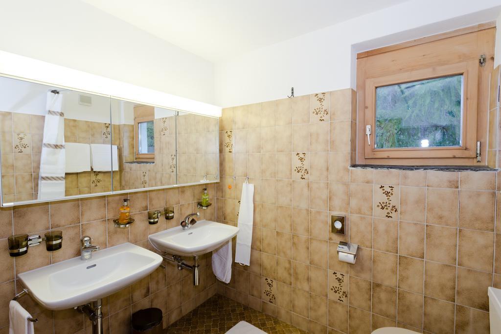 Hotel B&B Susom Surlej ซิลวาปลานา ภายนอก รูปภาพ